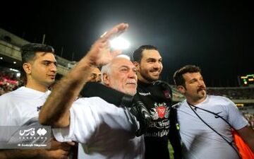 جشن قهرمانی فراموش نشدنی حقیقی با حضور پدر