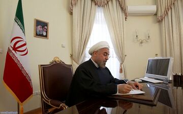 دکتر روحانی با استعفای دکتر عباس آخوندی از سمت وزارت راه و شهرسازی موافقت کرد