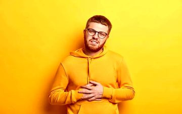 خداحافظی با سوزش معده؛ این لیست را از رژیم غذایی خود حذف کنید