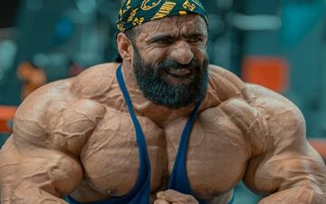 رقص جالب هادی چوپان اسطوره بدنسازی + شادی خاص آقای بدنساز