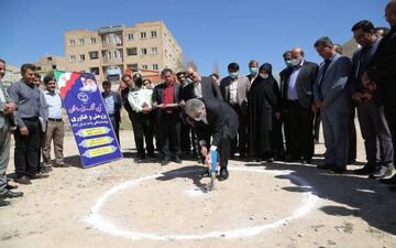 کلنگ‌زنی ساختمان پژوهش و فناوری جهاد دانشگاهی در ایلام