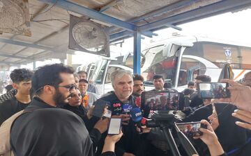 جابه‌جایی ۲۴۰ هزار زائر اربعین با ۸۱۰۰ اتوبوس در مرز مهران