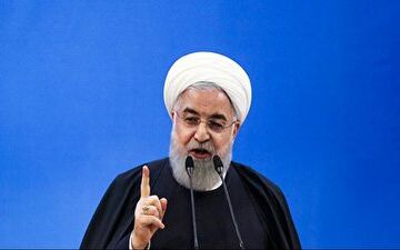 خاطره روحانی از وزیری که به دلیل حجاب اجازه ساخت فرودگاه امام(ره) را به سرمایه گذار خارجی نداد + فیلم 
