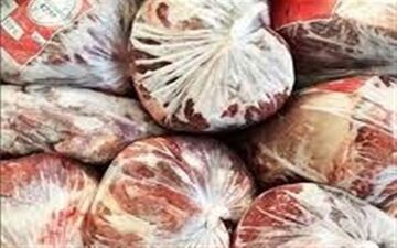 توزیع ۴۳۰ تن گوشت منجمد گوساله در گلستان/مشکلی برای تأمین میوه شب عید نداریم