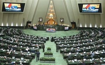 رئیس سازمان بورس درباره آزاد سازی سهام عدالت توضیحاتی داد