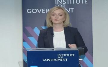 
لیز تراس: وضعیت انگلیس متزلزل شده است
