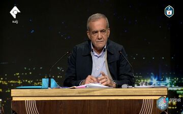 پزشکیان: 80 درصد دانش‌آموزان در مدارس دولتی نمی‌توانند به دانشگاه بروند + ویدئو