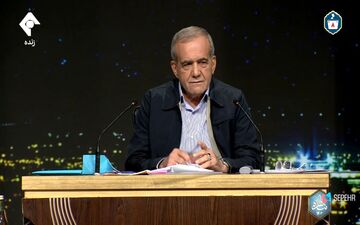 پزشکیان: 80 درصد دانش‌آموزان در مدارس دولتی نمی‌توانند به دانشگاه بروند + ویدئو