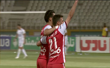 گل سوم پرسپولیس به هوادار (عیسی آل کثیر) + ویدئو