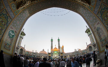  مقام و پاداش زائران حضرت معصومه(س) چیست؟

