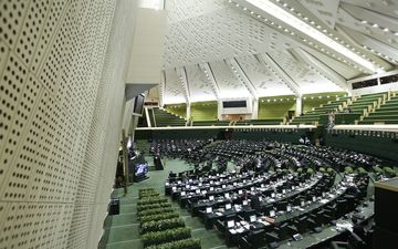 آغاز جلسه غیرعلنی مجلس برای بررسی بودجه