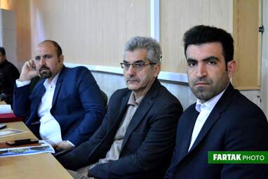 نشست اداری فرماندار کرمانشاه در پایان سال 