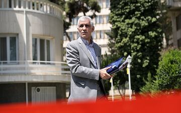  جلسه شبانه برای یافتن راه ماندن افشانی در شهرداری تهران