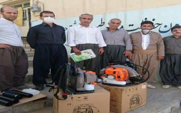  اقدامی پسندیده از دهیاری روستای تشار شهرستان پاوه/ خرید ۲ عدد دستگاه دمنده به ارزش ۹ میلیون تومان