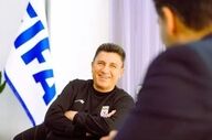 انتقاد کاربران از پاداش 140 میلیاردی قلعه‌نویی در شرایط دشوار اقتصادی