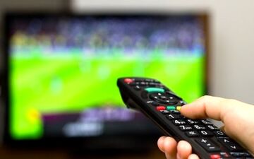 پخش زنده دیدارهای امروز پرسپولیس و بارسلونا 