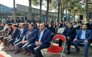 تصاویری از هنر و خلاقیت ۲۲۰ صنعت‌گر از ۳۰ استان کشور در نمایشگاه سراسری صنایع دستی کرمانشاه


