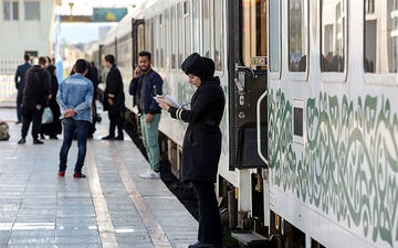 آغاز پیش‌فروش بلیت قطار‌های خرداد از فردا 