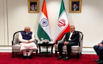 دیدار رئیس‌جمهور ایران و نخست‌وزیر هند در اجلاس شانگهای