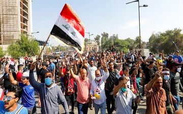 جدیدترین اخبار اعتراضات عراق؛ دو بانک مهم و یک شرکت نفتی بسته شدند
