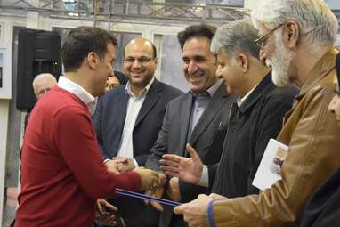 گزارش تصویری از کارگاه سواد رسانه‌ای و تجلیل از سه خبرنگار در حاشیه چهاردهمین نمایشگاه کتاب 