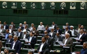  طرح ۲ فوریتی مجلس برای مقابله با تکرار اقدام خودسرانه دولت/تثبیت قیمت بنزین و گازوئیل تا پایان ۹۸ + سند