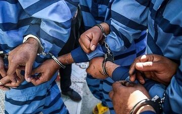 سارقان مدارس در کرج میلیاردر شدند!