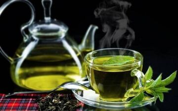  آیا می‌دانستید که شب‌ها نباید چای سبز بخورید ؟