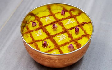 طرز تهیه شله زرد نذری + نکات طلایی