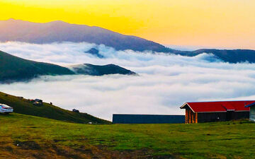 
معرفی زیباترین اقیانوس ابرهای ایران برای سفر در تابستان
