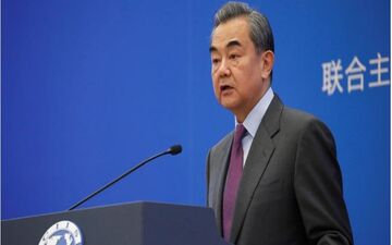 وزیر خارجه چین: پکن و واشنگتن در آستانه جنگ سردی جدید هستند
