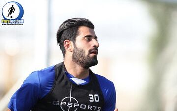 بازیکن پرسپولیس سر از استقلال درآورد!