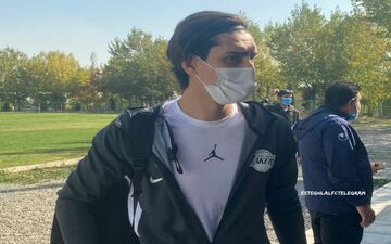 محمد نادری در تمرین استقلال حاضر شد + عکس
