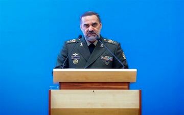 وزیر دفاع: مسئولیت کاهش خدمت سربازی با ستاد کل نیروهای مسلح است