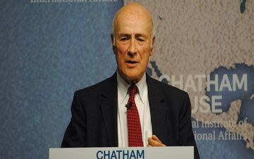 «جوزف نای» از تهدیدات ترامپ علیه ایران انتقاد کرد