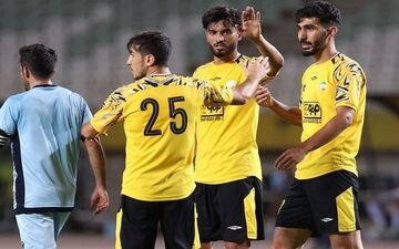 قرارداد دلاری دو ستاره ایرانی سپاهان ریالی شد