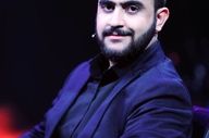 و باز کوچک مردی برخاست...