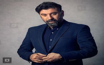 ژست عاشقانه فوتبالیست مشهور و مادرش+عکس