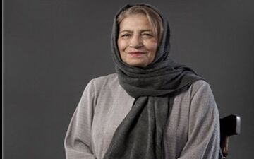  به احترام خانواده برومند کلاه از سر بر می دارم