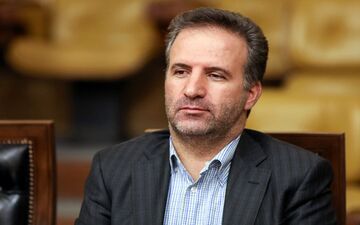 وقتی آقای جهانگیری اختیاری ندارد ماندنش در دولت بجز هزینه چیزی ندارد!