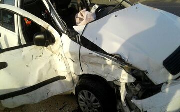 مرگ‌ دلخراش راننده سمند بر اثر برخورد با کامیون در گرگان