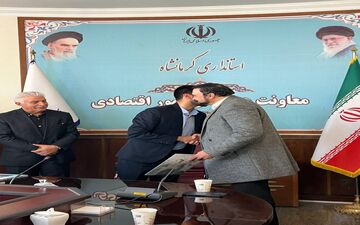 
تجلیل استاندار کرمانشاه از شهردار و عوامل برگزاری کننده «جشنواره اسب کرد»

