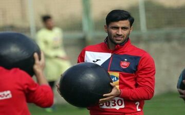 طعنه هم تیمی به شلوار بازیکن پرسپولیس