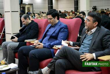 تجلیل از صادر کنندگان برتر در اتاق بازرگانی،صنایع و معادن استان کرمانشاه به روایت تصویر