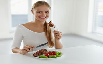 این غذاها شما را زیباتر می‌کنند