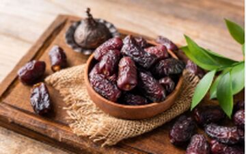 خانم ها حتما خرما بخورید| خواص بی نظیر خرما برای زنان!