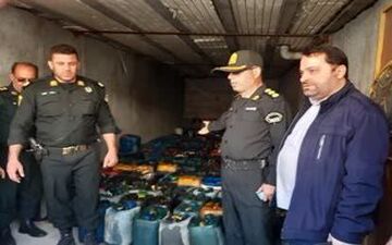 کشف 15 هزار لیتر انواع فرآورده‌های نفتی قاچاق در قصرشیرین

