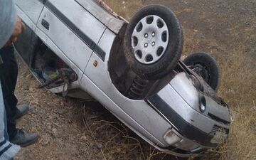مرگ راننده پژو ۴۰۵ بر اثر محبوس شدن در ماشینِ شعله‌ور