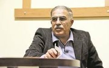 روشن: مدیران باشگاه، استقلال را به روز سیاه نشاندند