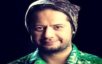«علی صادقی» با استایل عجیبش در جشن حافظ